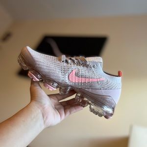 Nike Vapormax flyknit size 8